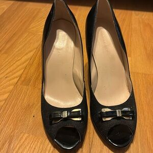Marc Fisher black bow heels